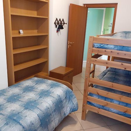 Casa Vacanze Valvendra Lovere Δωμάτιο φωτογραφία